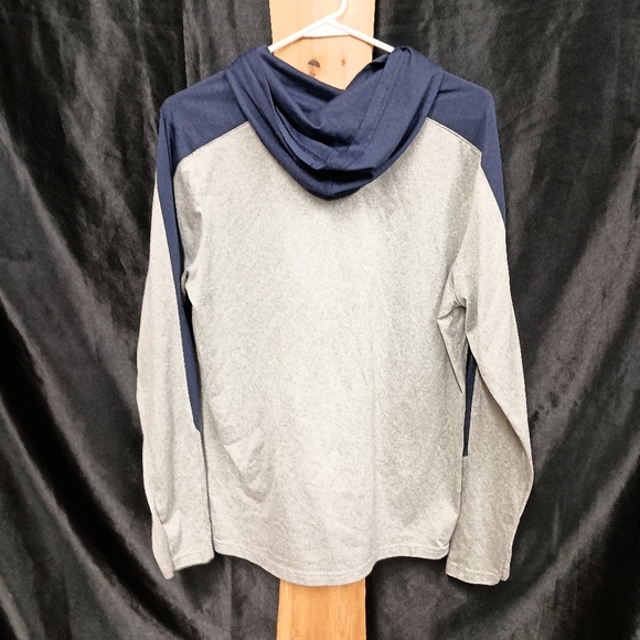 Grey under armor Long sleeve Utah State University pull over hoodie size medium - Picture 5 of 11